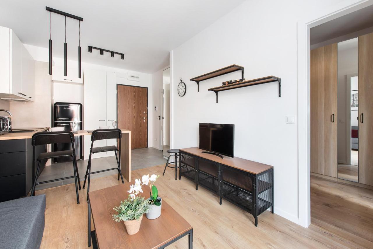 Superapart Stalowa 39 Modern Unit With Kitchen & Wifi Varsovie Extérieur photo