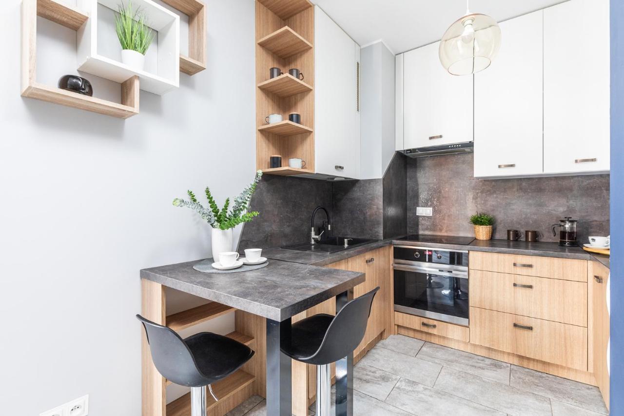 Superapart Stalowa 39 Modern Unit With Kitchen & Wifi Varsovie Extérieur photo
